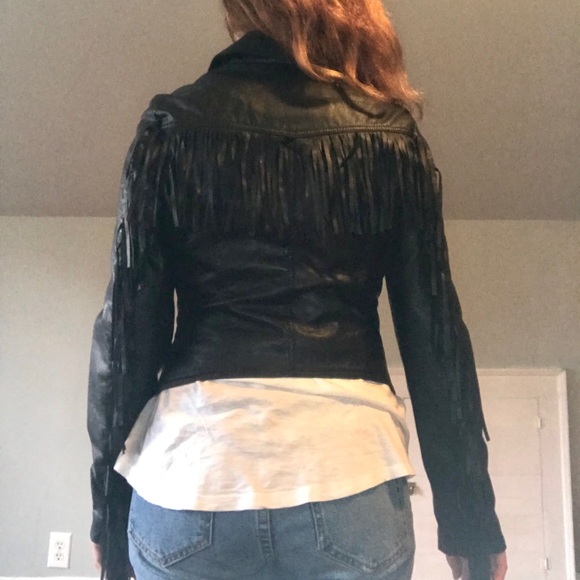 Amazing fringe faux leather jacket NWOT - Picture 3 of 6